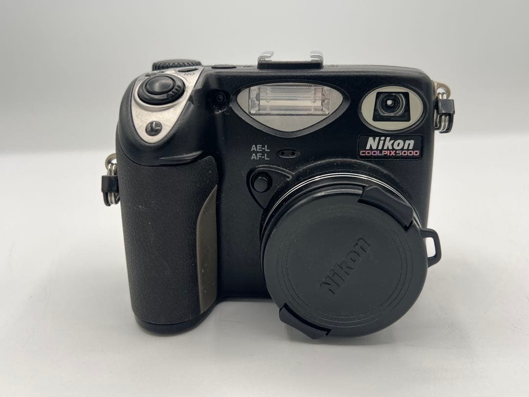 Nikon ニコン COOLPIX 5000 コンパクトデジタルカメラ