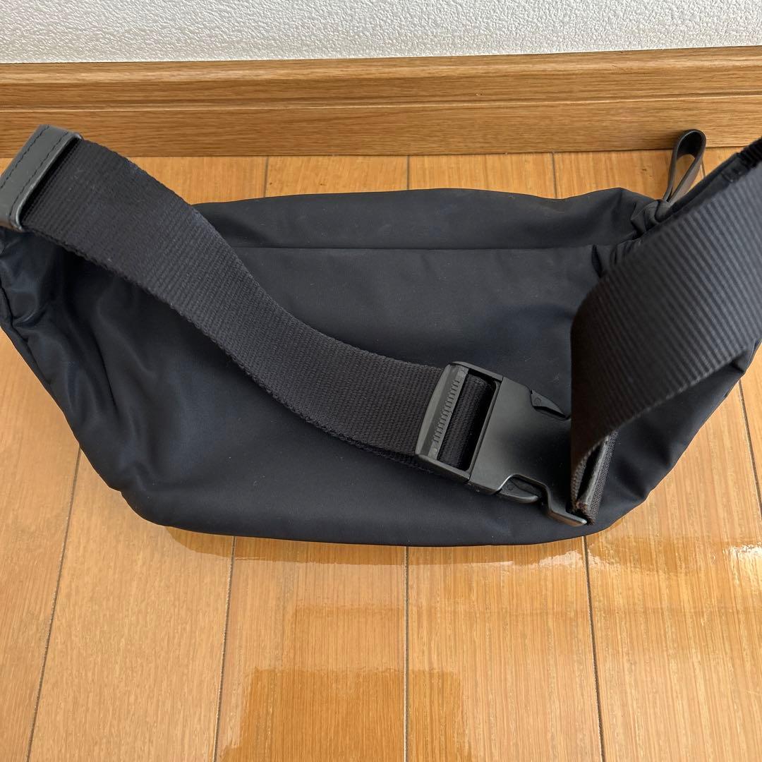 Tory Burch トリーバーチ　ウエストバッグ　ボディバッグ
