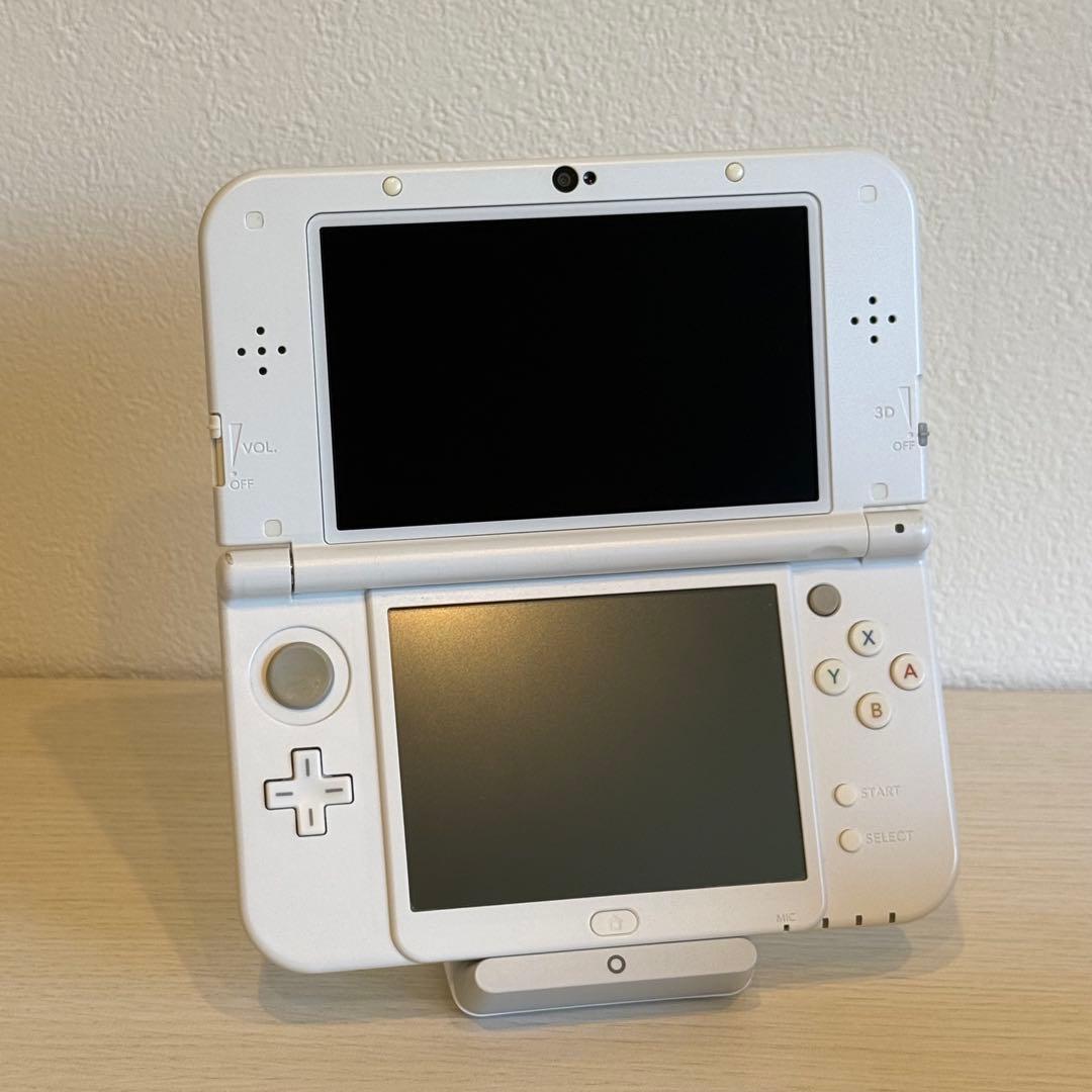 New ニンテンドー3DS LL パールホワイト 3-038