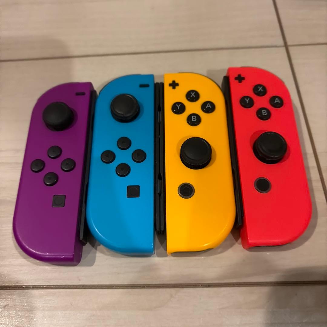 わ*。様 Nintendo Switch ネオンレッド/ブルー 本体　2019