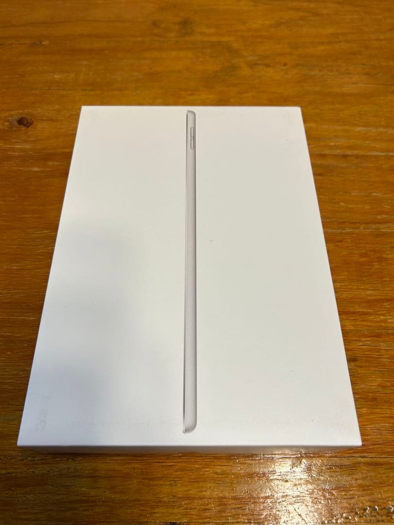 iPad 第9世代 シルバー 64GB Wi-Fiモデル