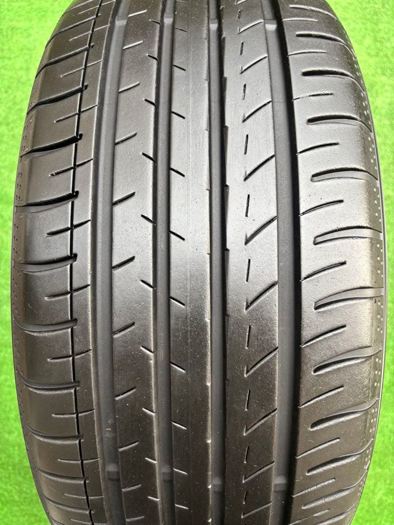 YOKOHAMA BluEarth-GT 245/50R18. 2024年製。