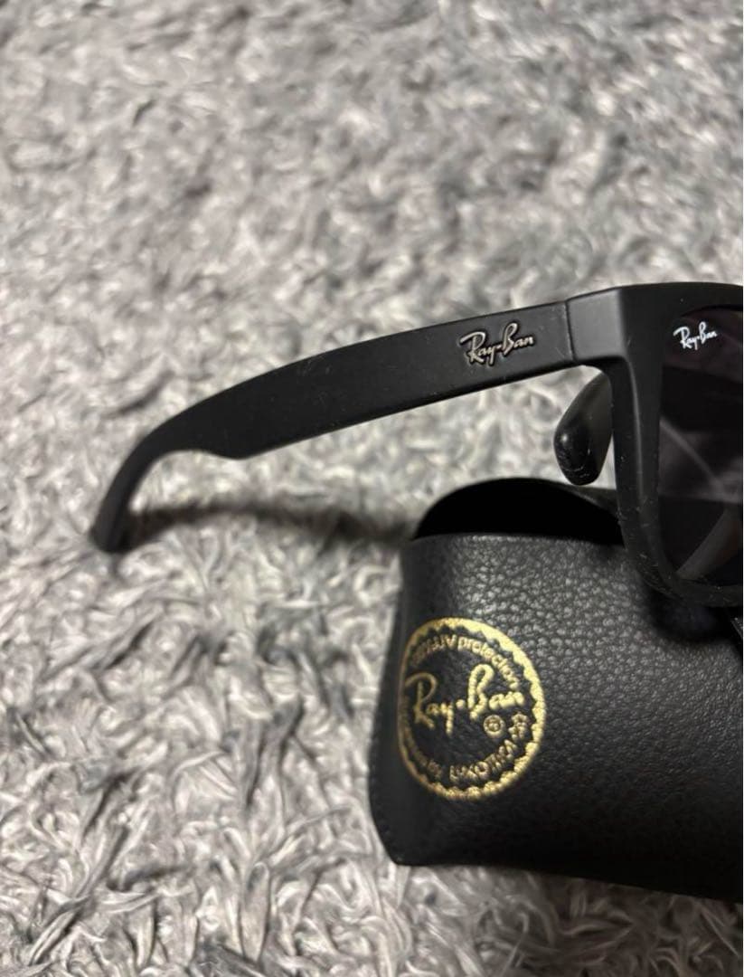 三*也様 Ray-Ban RB4165-F ブラック サングラス ケース付き レ