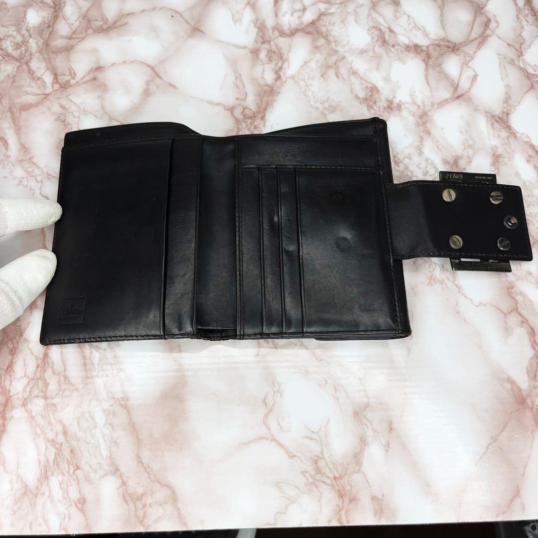 【美品】FENDI 二つ折り財布 折り財布55