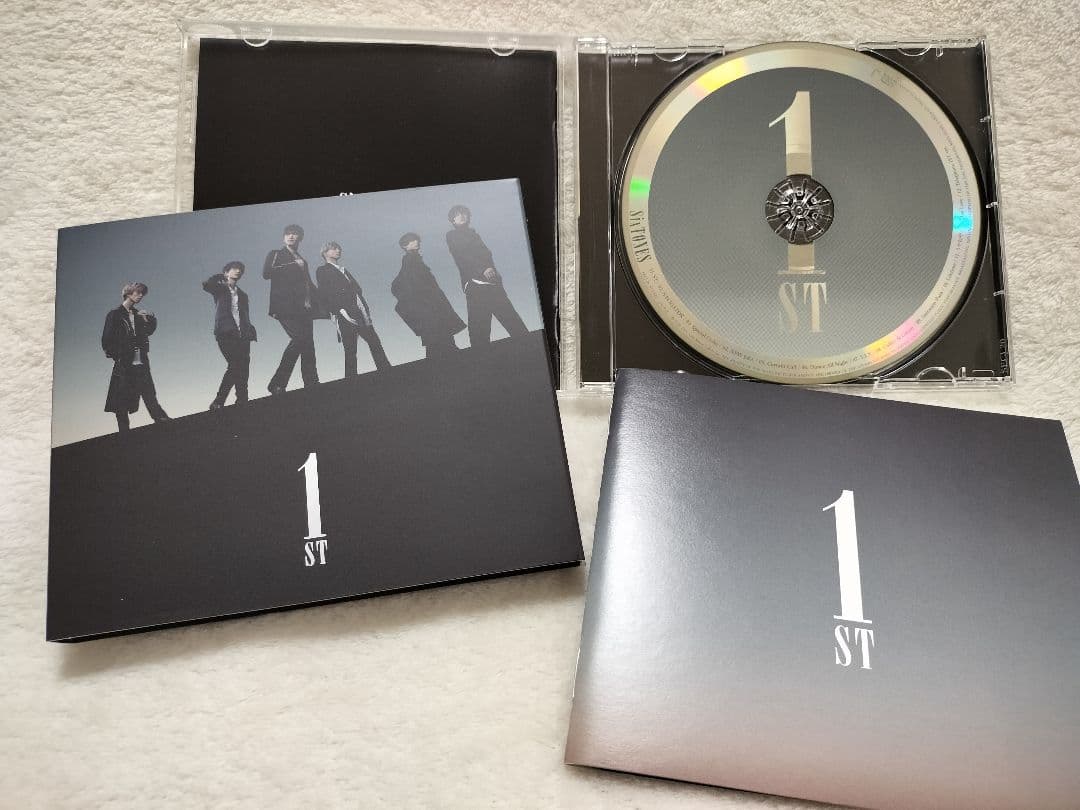 SixTONES 1st 3形態 セット売り　オフショット　マルチケース特典付
