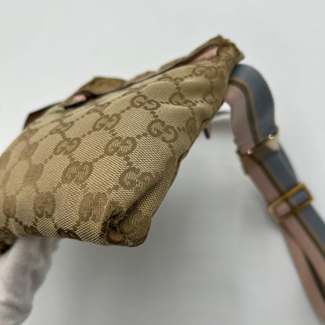 GUCCI GGキャンバス シェリーライン ウエストバッグ レザー　ピンク