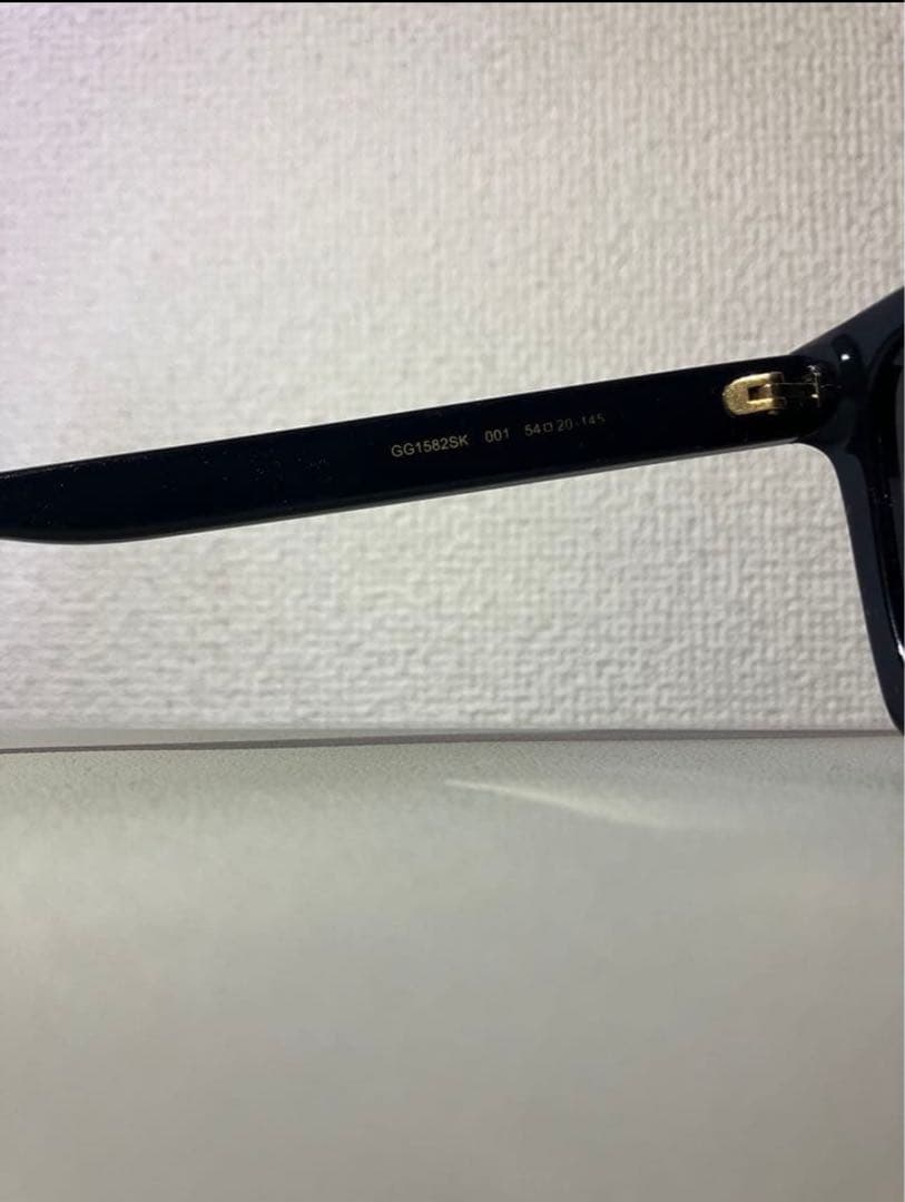 GUCCI GG1582SK ブラックサングラス 54-20-145