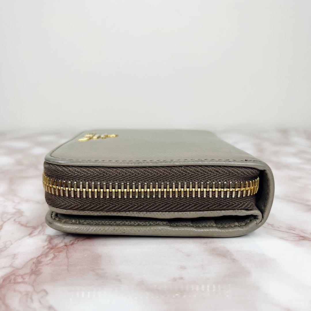【極美品】PRADA 二つ折り財布 折り財布78