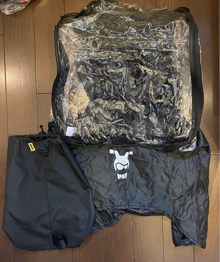 doona 折り畳み三輪車 LIKI trikeリキトライク　レインカバー付き