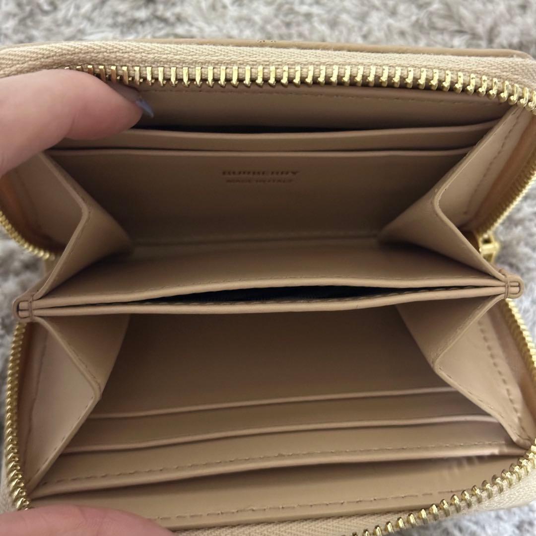 【期間限定値下げ中】BURBERRY ジップアラウンドレザーウォレット ベージュ
