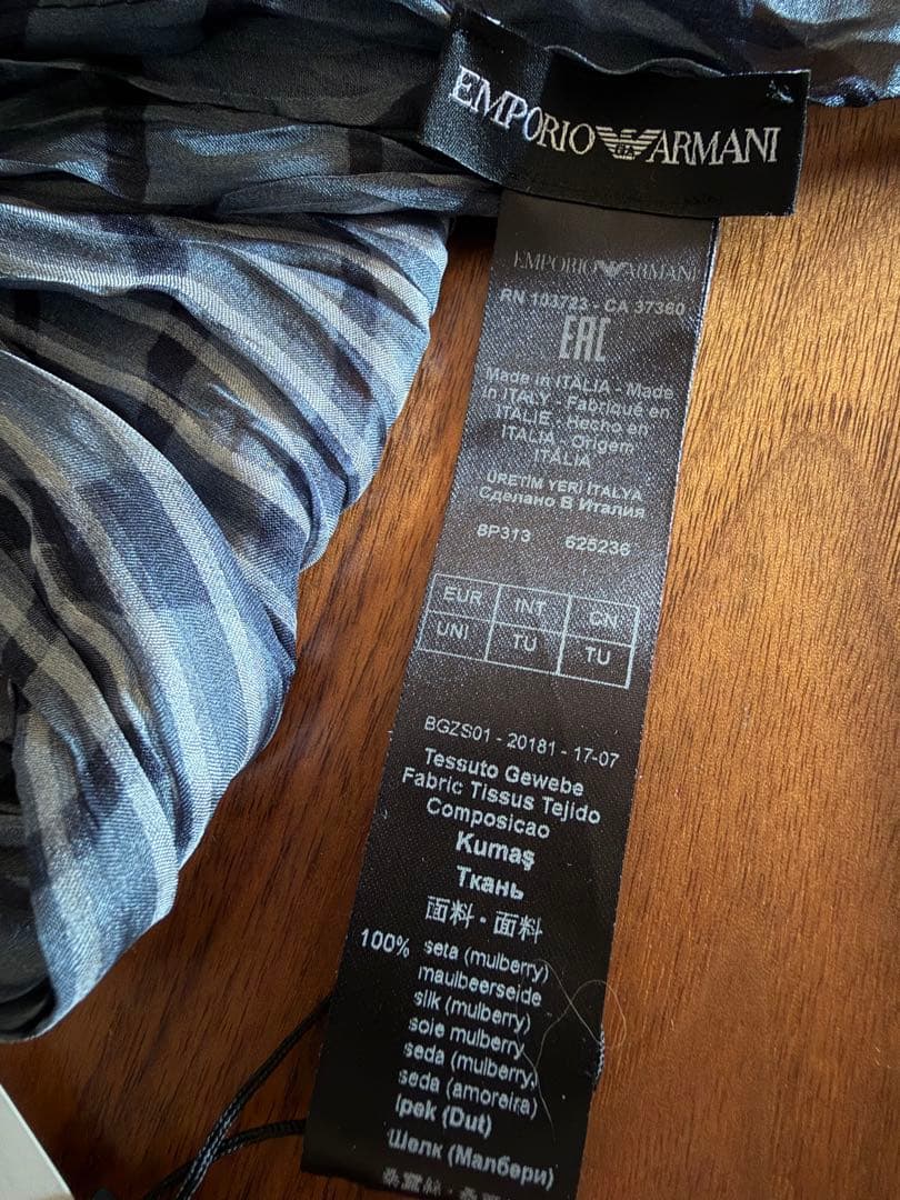 ENPORIO ARMANI☆新品未使用　ストール　マフラー　メンズ