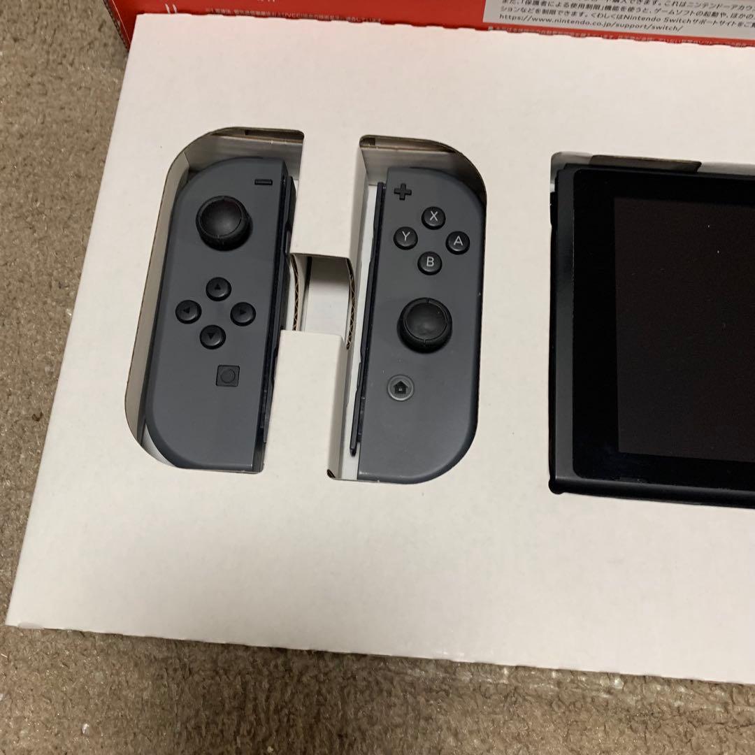 Nintendo Switch 本体 ブラック　グレー　ジョイコンJoy-Con