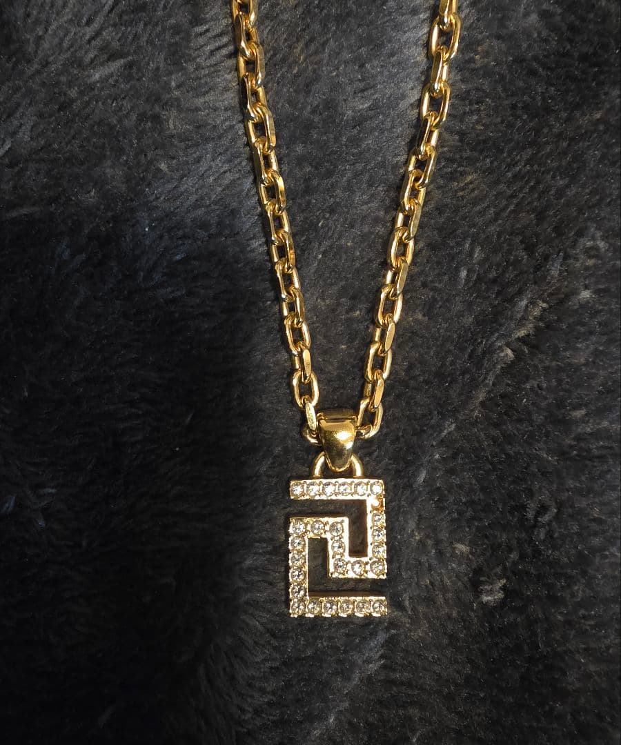 VERSACE ヴェルサーチ グレカ ネックレス ゴールド クリスタル