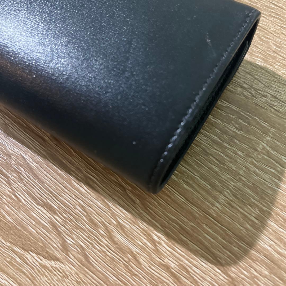 CELINE スモール フラップウォレット トリオンフ シャイニーカーフスキン黒