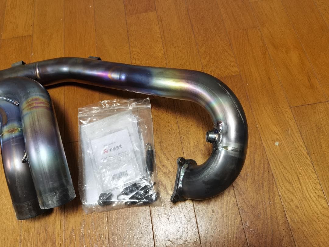 マチョマッチョ ドゥカティ　ハイパーモタード939SP エキゾーストパイプ