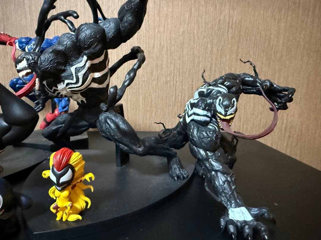 marvel ヴェノム フィギュアセット
