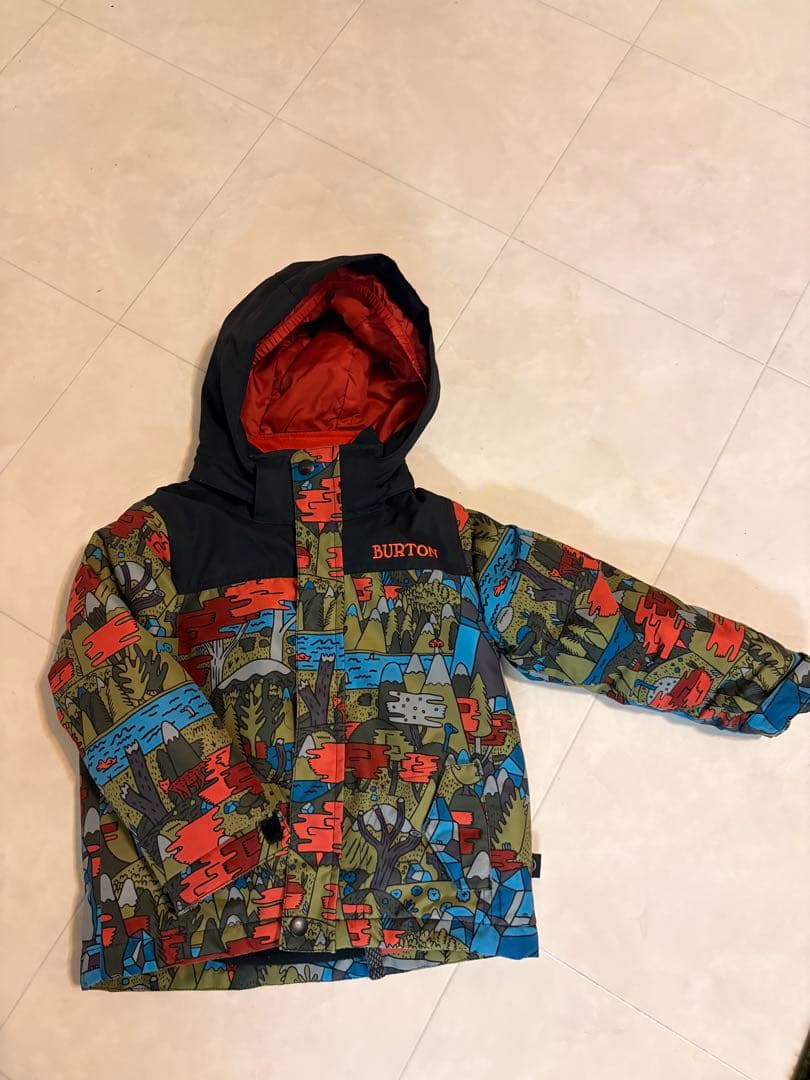 【値下げ中】BURTON キッズ　ボードウェア　3T 4T
