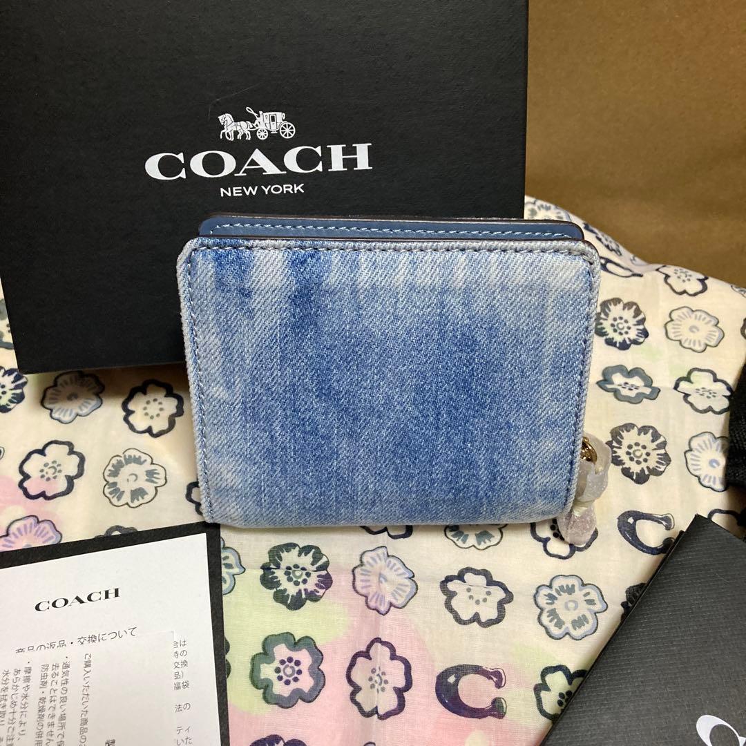 可愛いすぎ☆新品☆COACH☆デニム☆チェリー☆二つ折り財布☆