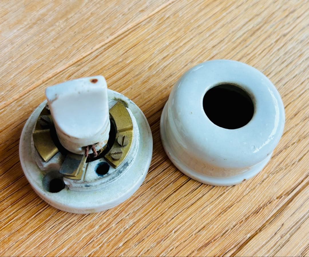 専用出品フランスアンティーク 磁器のスイッチ　4点セット