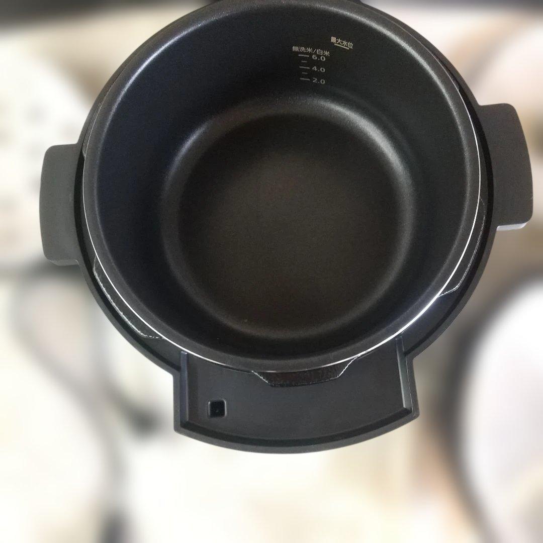 ♥️アイリスオーヤマ ♥️電気圧力鍋 4L 黒 デジタル表示 ガラス蓋付き