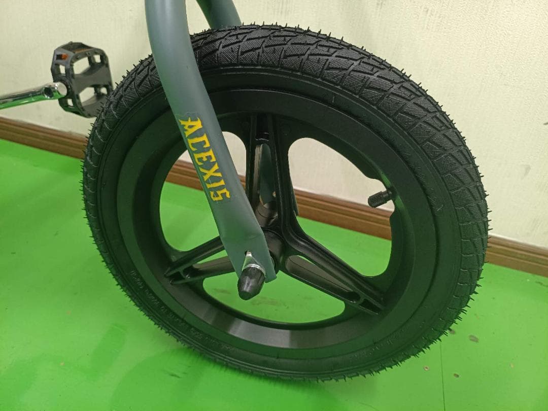 新品未使用 3in1 子供自転車 キックバイク 12インチ GRAY色