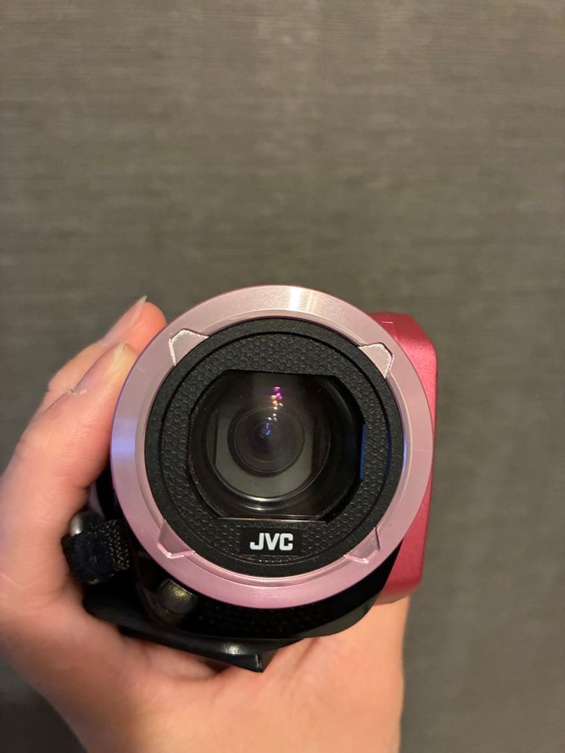 【美品】【三脚付きすぐ使える】JVC ビデオカメラ 本体 ピンク 付属品あり