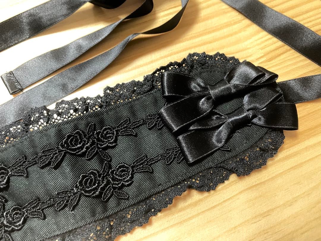 【匿名配送】ヴィンテージ　イノセントワールド　ヘッドドレス　黒