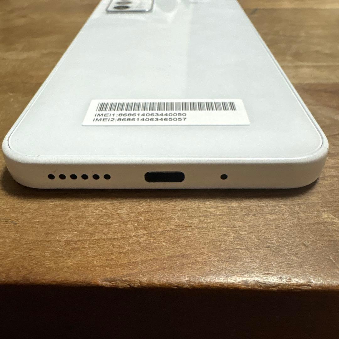 スマートフォン本体 Libero 5G III