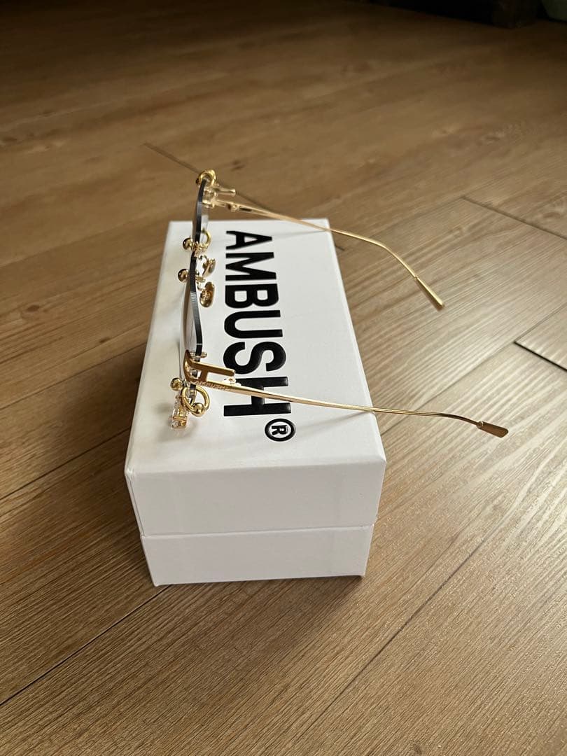 ambush ピアス サングラス pierced sunglass ゴールド
