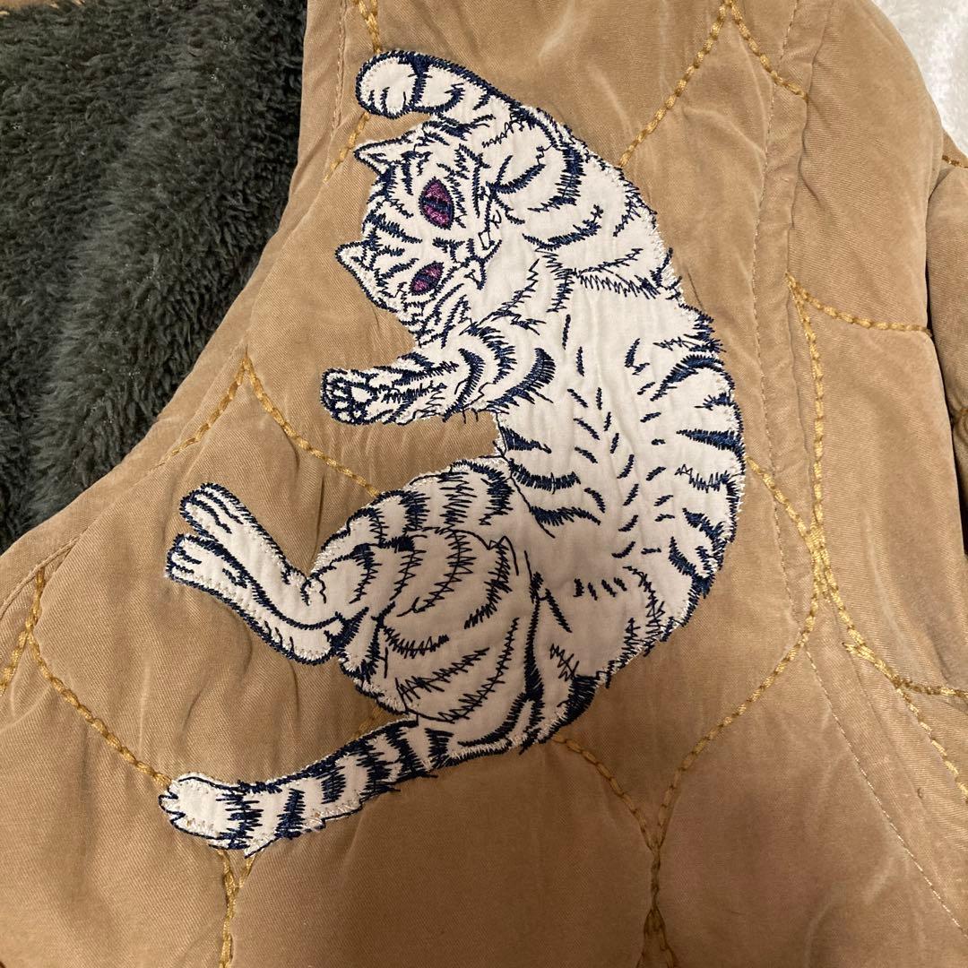 ムー太　キルティングロングコート　猫刺繍
