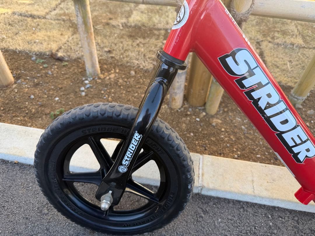 【使用少】STRIDER ストライダー　レッド　赤色　スポーツ