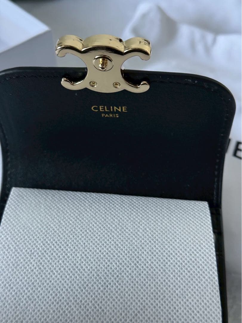 CELINE トリオンフ 三つ折り財布 ブラック