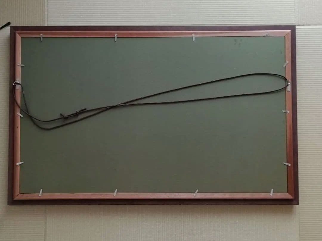 菊紋付き勲章・賞状額。縦約61cm x 横約96cm