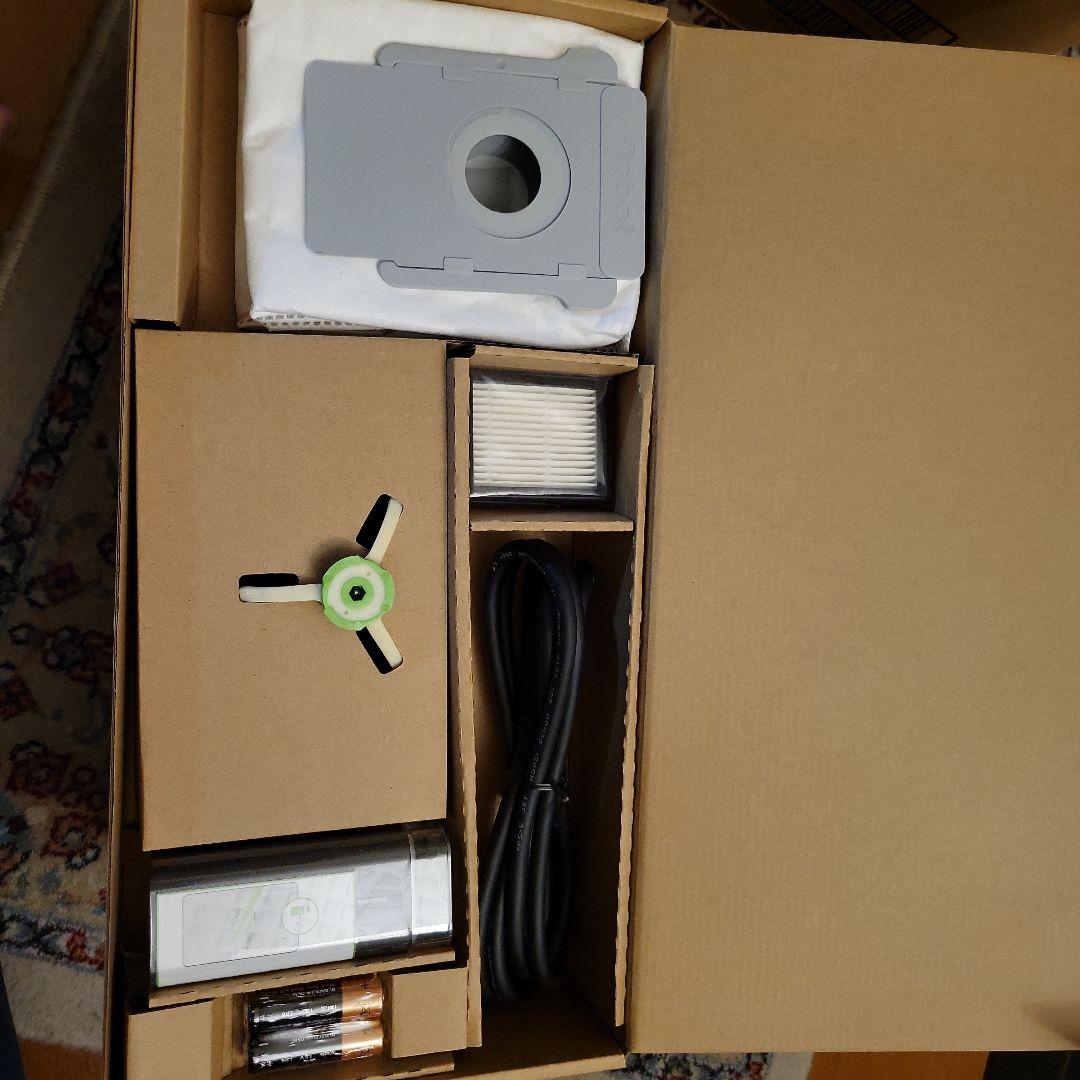 【新品未使用】iRobot ルンバ i7+ ロボット掃除機