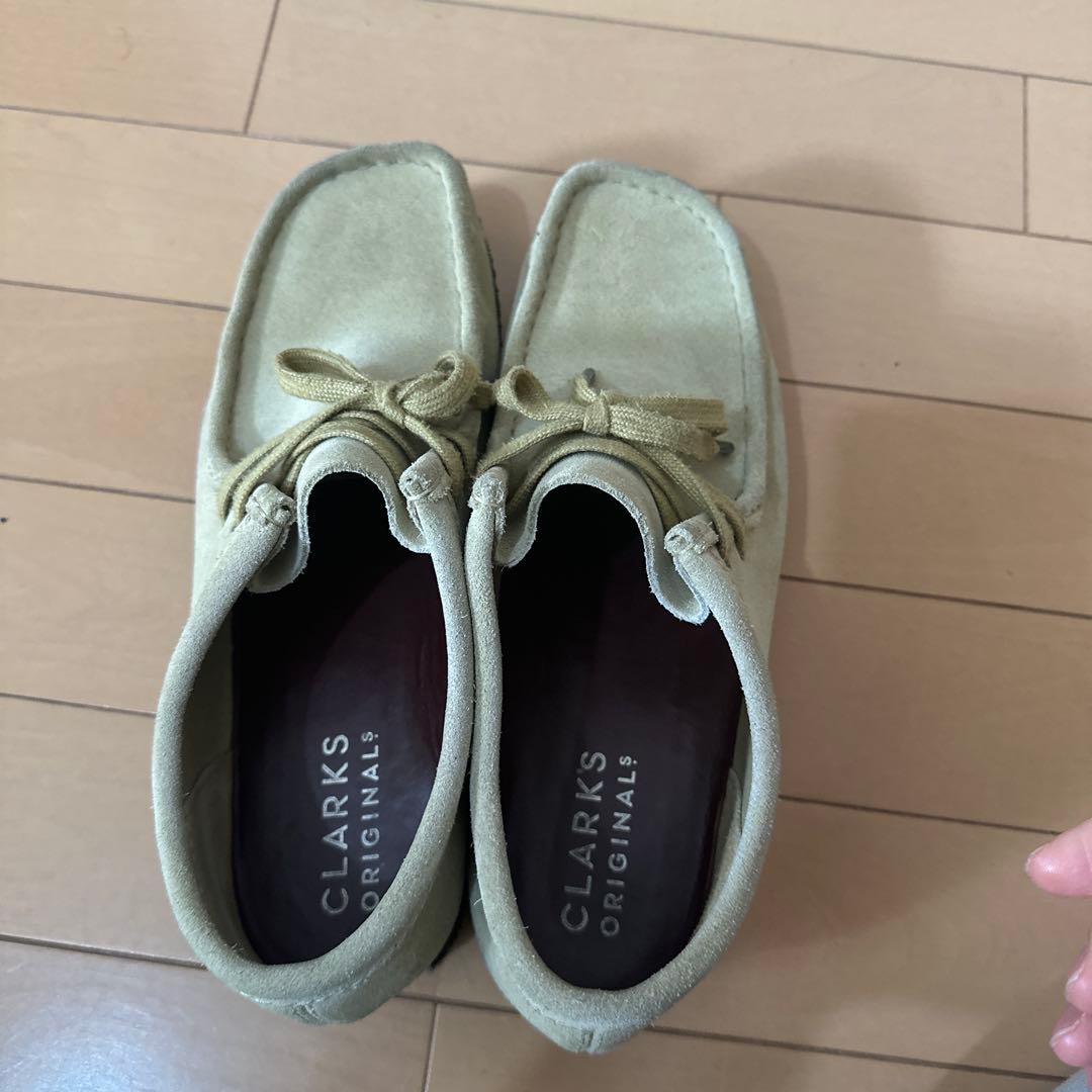 クラークス　ワラビー　スエード　メープル　ベージュ