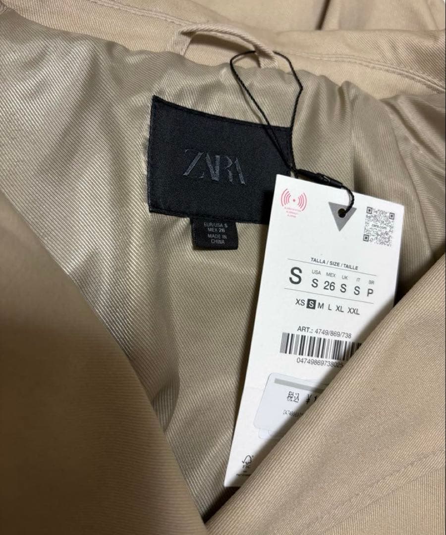 り*ー様 完売品⭐︎ZARA ショートバルーントレンチコート Sコムギ