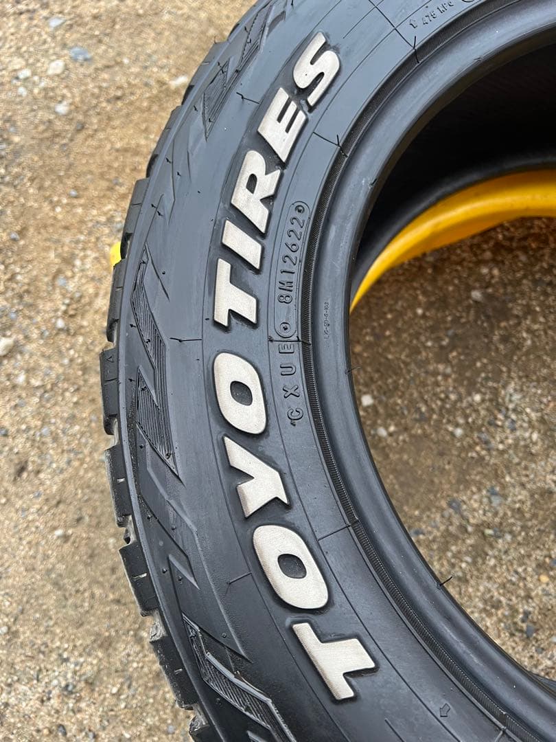 国産　2022年製　215/65R16C 2本　ゴツゴツ　オプカン　ハイエース