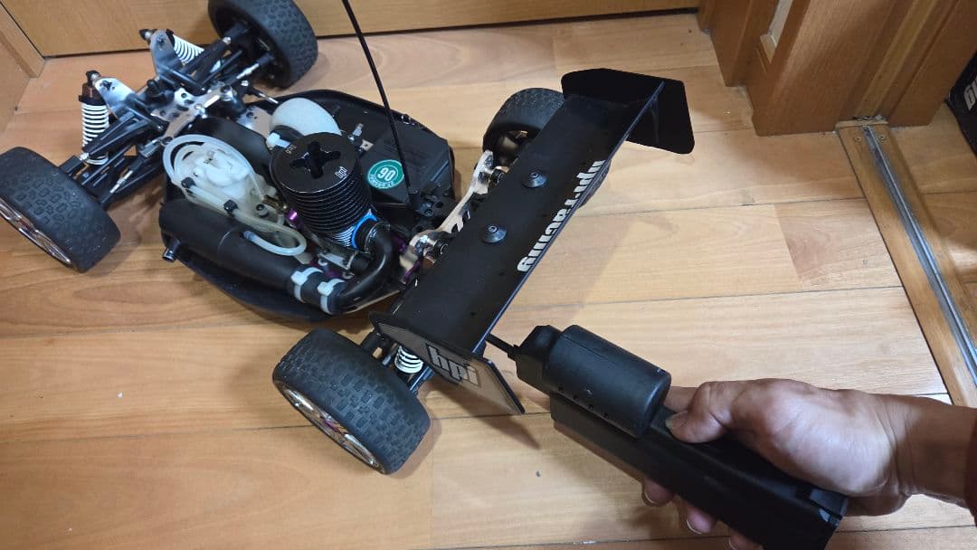 ラジコン エンジンカー HPI TROPHY 3.5 ハチイチバギー RTR