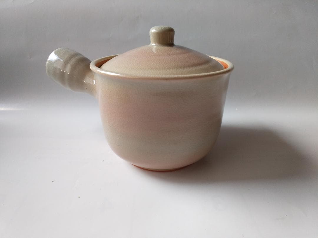 萩焼 茶器 萩陶苑 椿秀窯 新品 未使用 です。