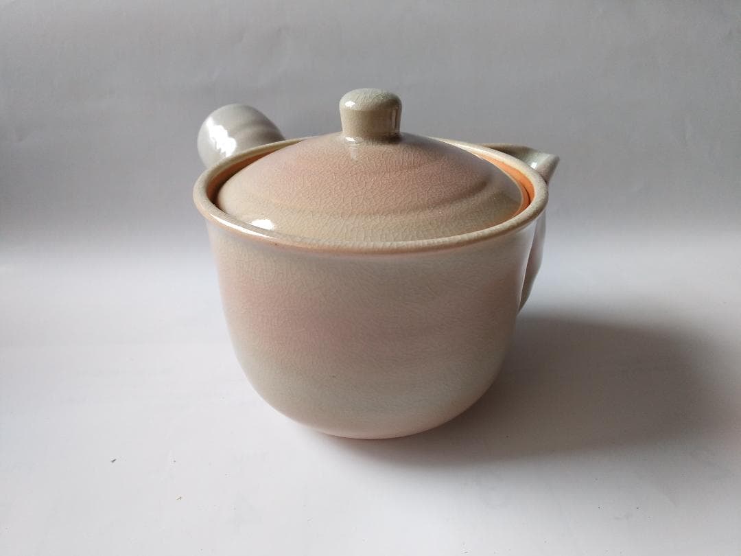 萩焼 茶器 萩陶苑 椿秀窯 新品 未使用 です。