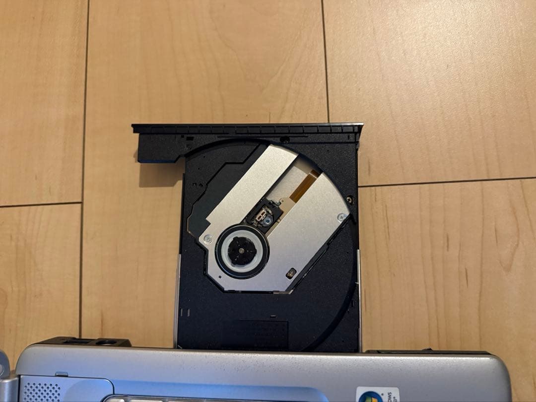 Dell ノートPC DELL Inspiron 1525 モデル