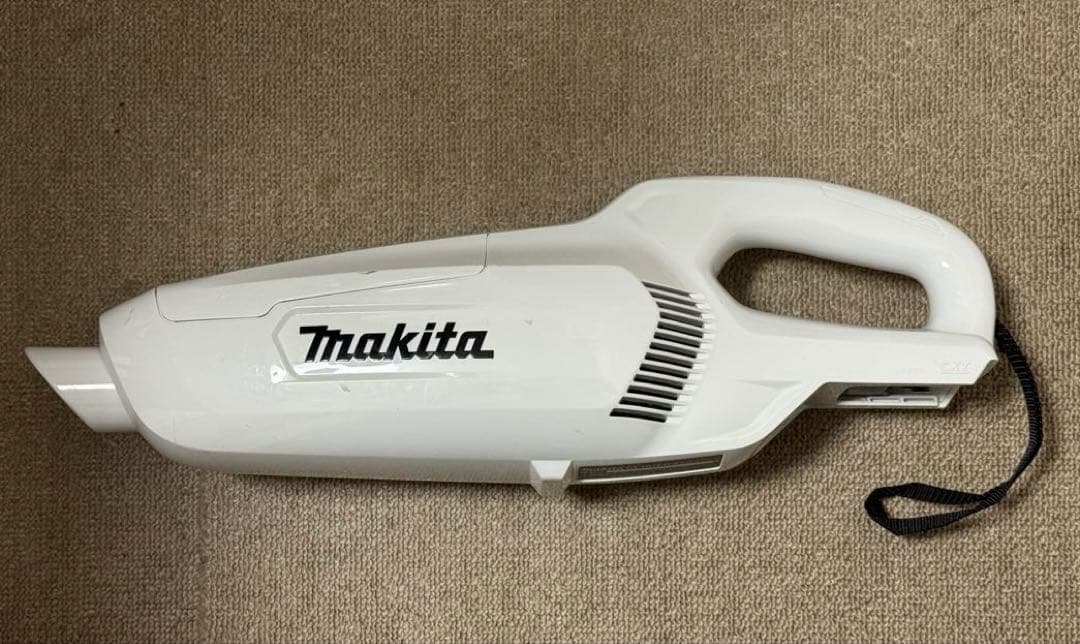 マキタ コードレス掃除機 CL107FDSHW 10.8Vバッテリ及び充電器付