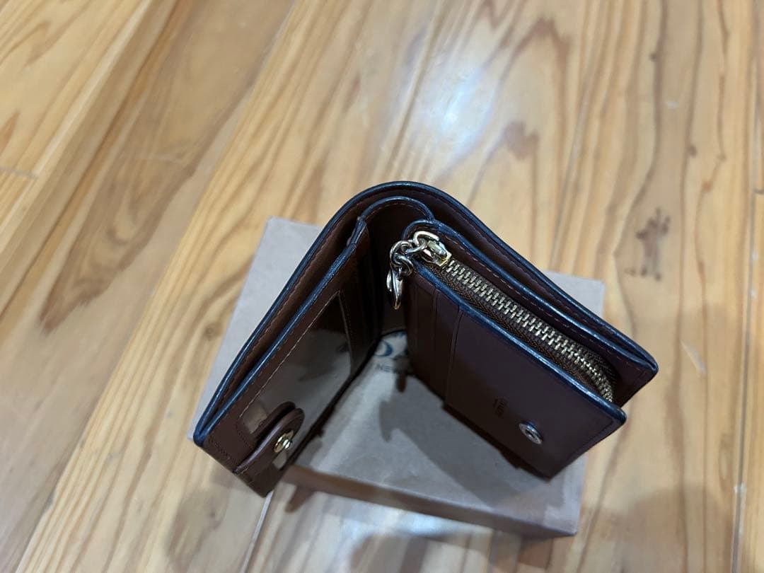 【COACH】二つ折り財布(箱付)