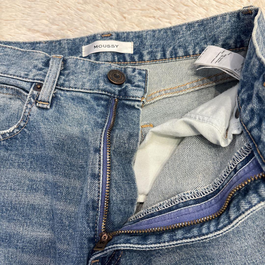 moussy デニムパンツ　ハイウエスト　フレアパンツ　MVS 26サイズ