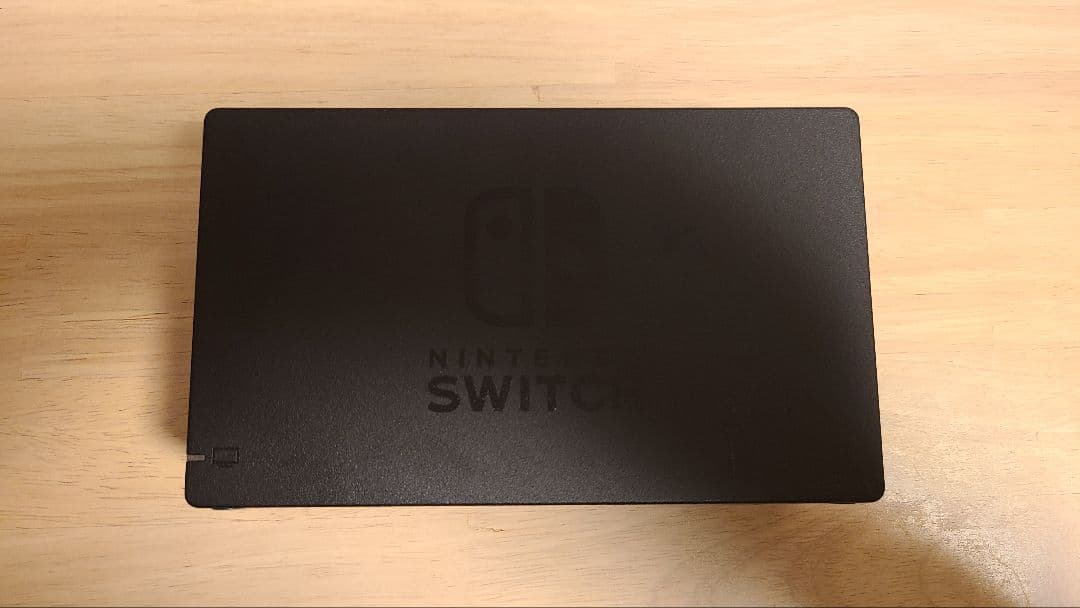 Nintendo Switch 本体＋マリオカートデラックス8、保護フィルム1枚