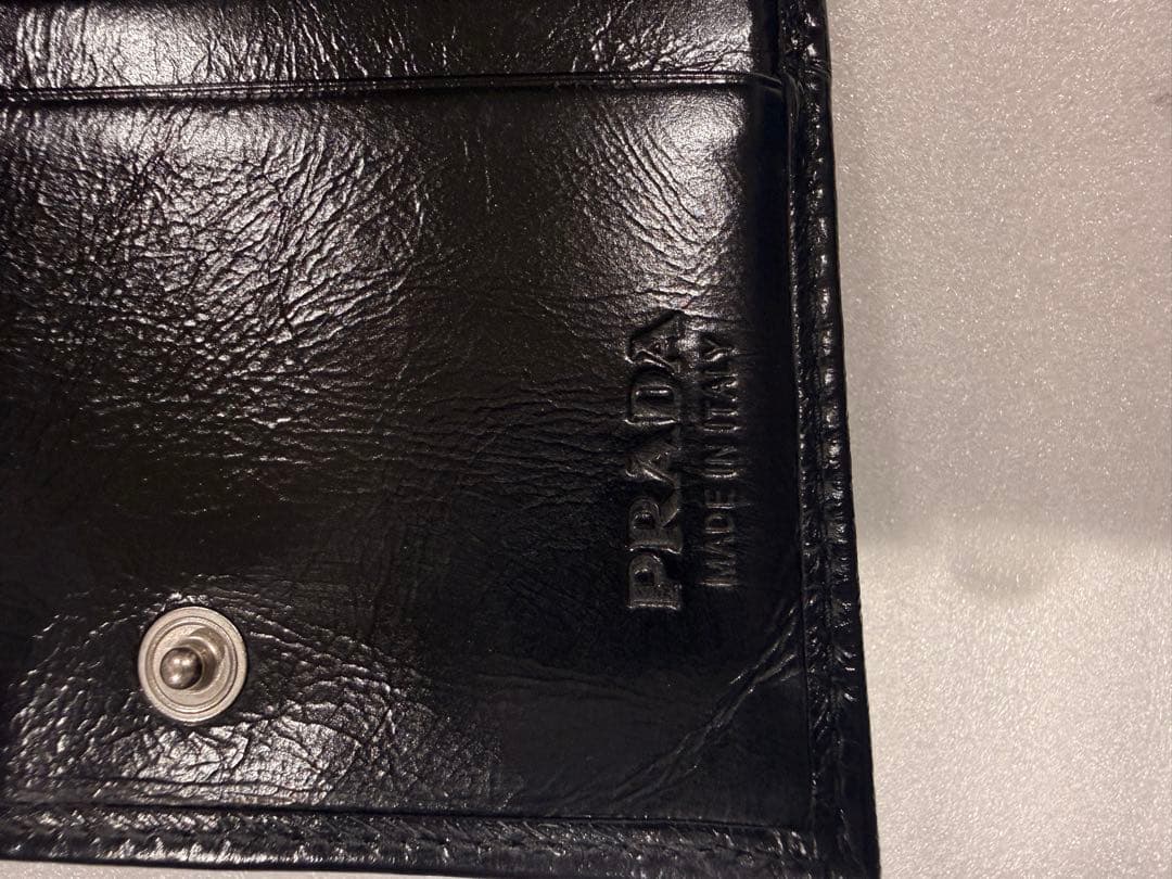 PRADA ソフトルックスレザー 二つ折り財布