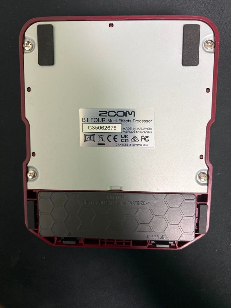 【美品】ZOOM B1 FOUR マルチエフェクター