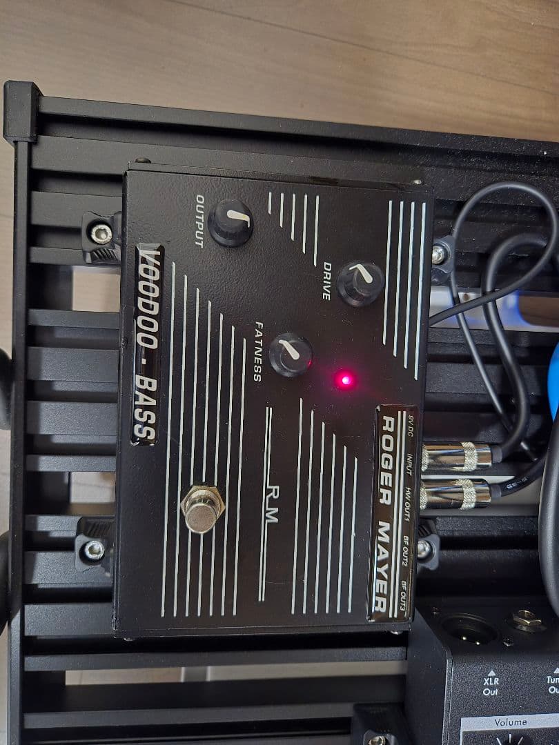 ベース Roger Mayer VOODOO BASS