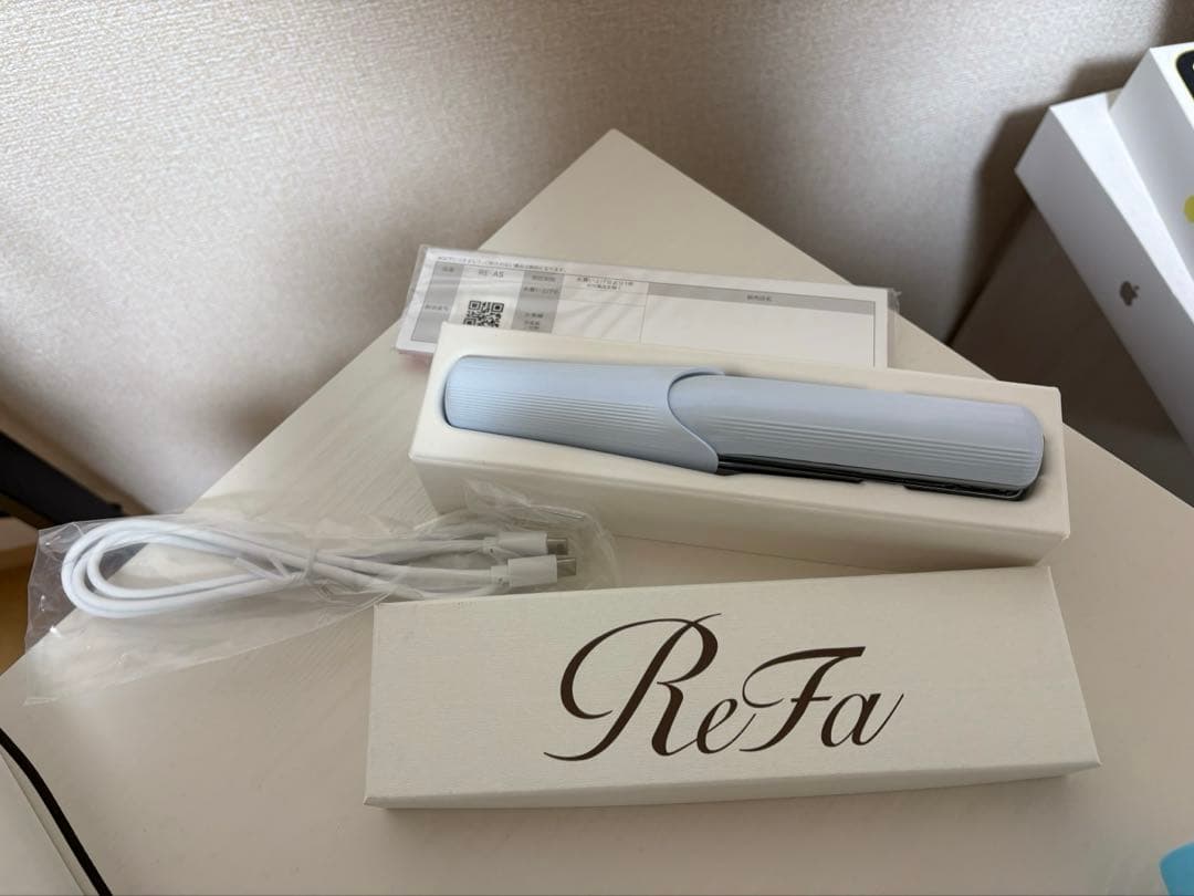 ReFa フィンガーアイロンST ホワイト 新品未使用