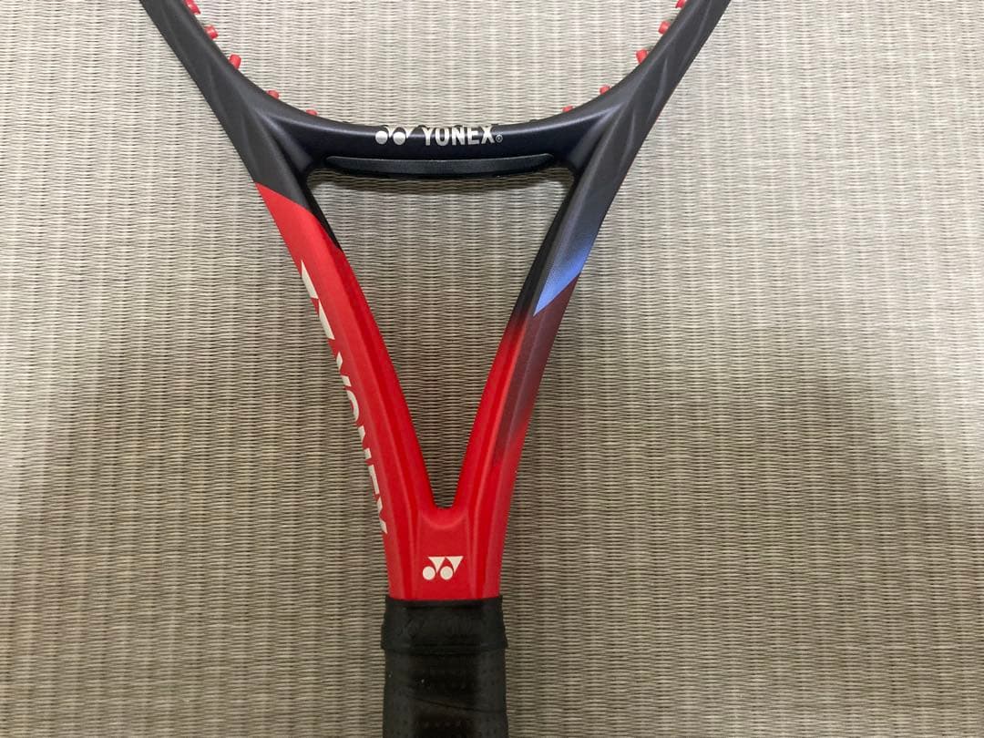 YONEX VCORE 100 テニスラケット G2 赤 2023年モデル